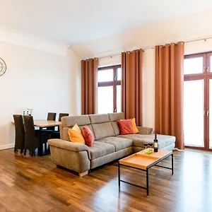 Historic Market Square -140m2 Grand As R504 Apartament